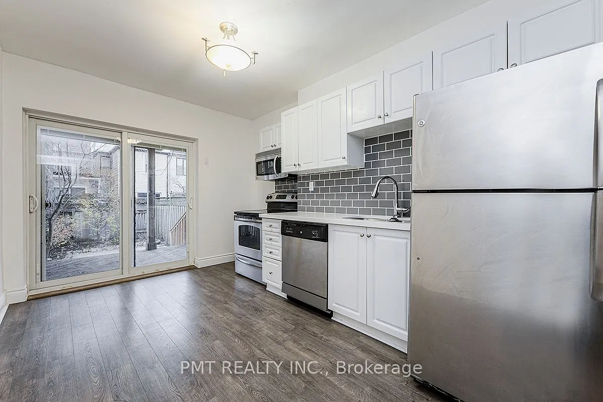 3 bed, $2,699 — Photo 2