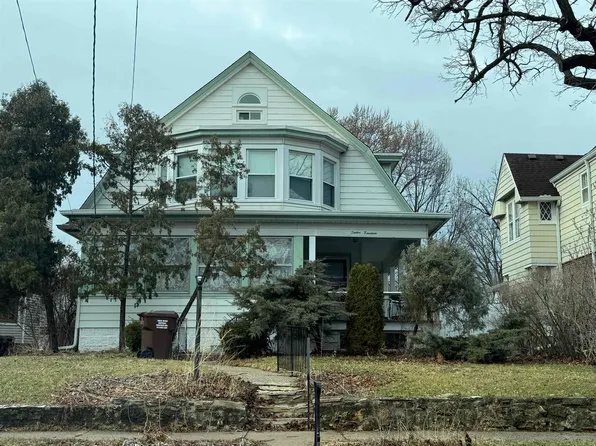 1214 National Ave, Rockford, IL 61103