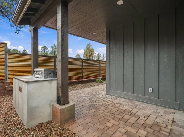3671 W Styx Ln, Flagstaff, AZ 86001