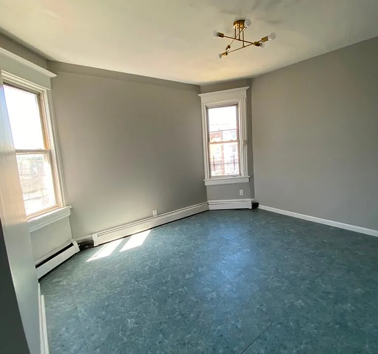 12 Riverview Pl #3R