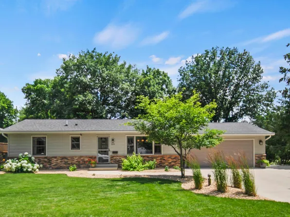 545 Hilltop Ave, Owatonna, MN 55060