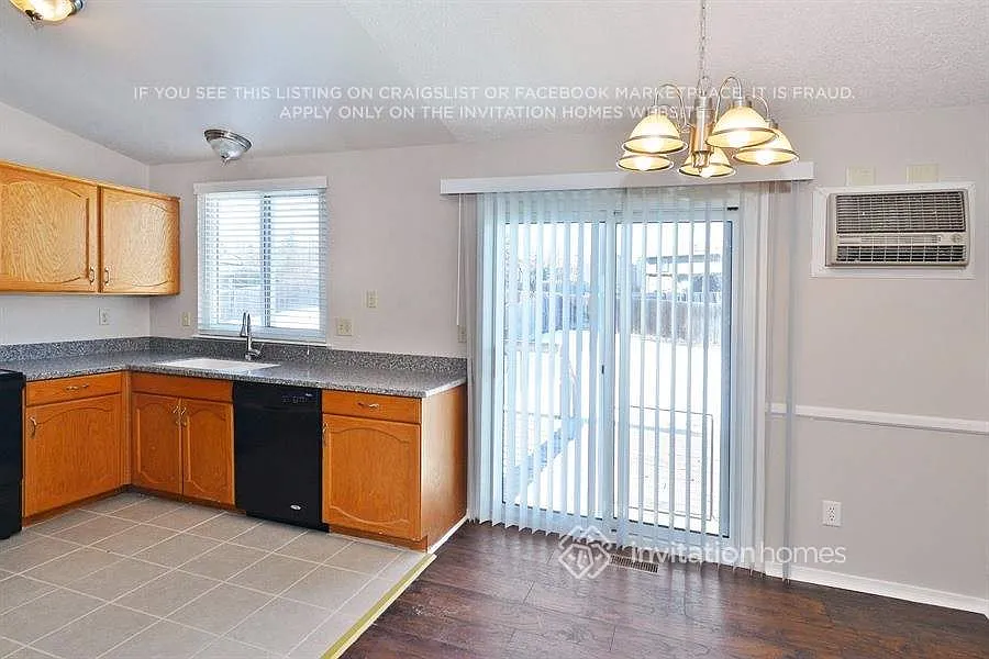 1441 S Cathay St Aurora, CO 80017 — Photo 4