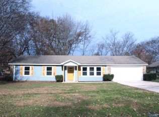 2118 Wedgewood Rd NW, Huntsville, AL 35816