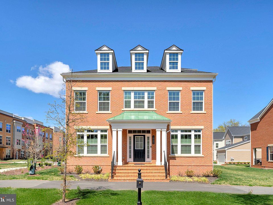2nd image of 10606 Cedar Ave