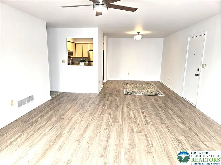 4747 Cheryl Dr — Photo 7