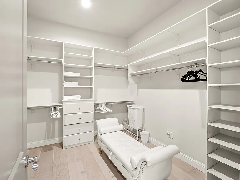 11865 N Ridgeway Dr — Photo 33