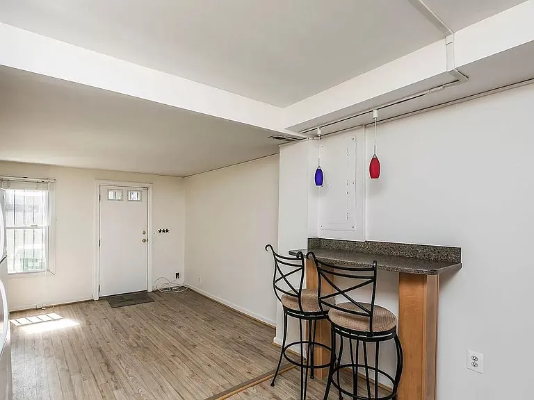 314 Otterbein St — Photo 3