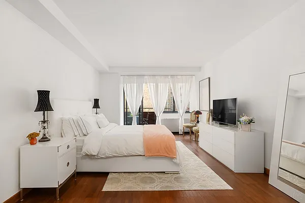 Sold by Halstead Real Estate | media 18