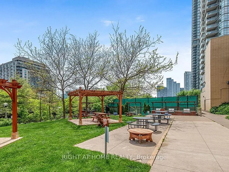 3 Navy Wharf Ct #315 — Photo 30