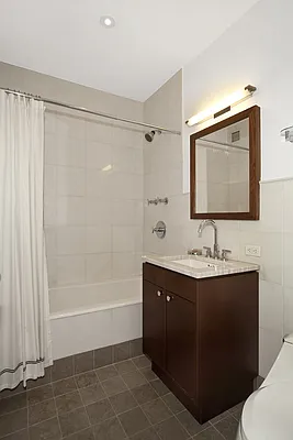 Sold by Nest Seekers International | media 22