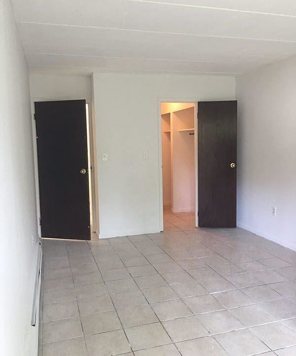 2nd image of 3521 86th St APT 2R