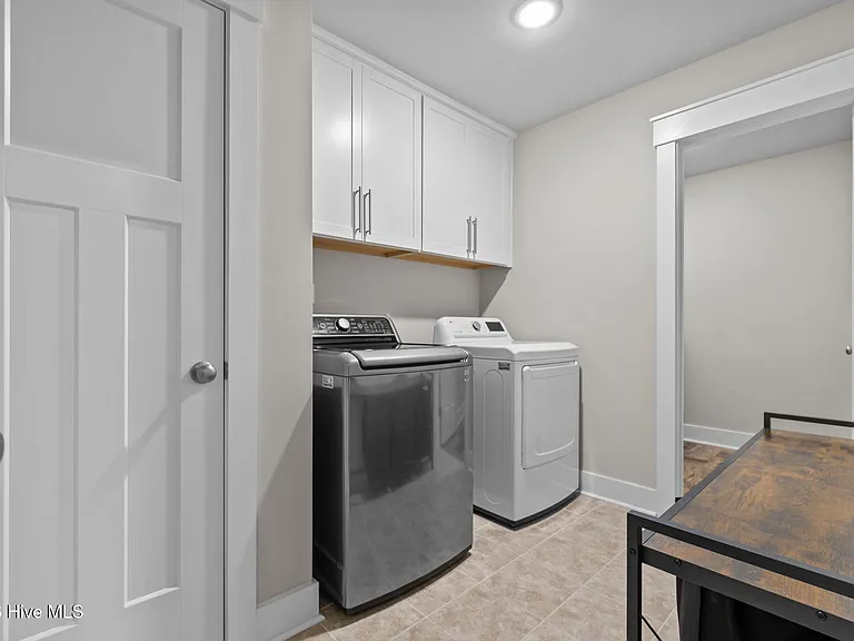 217 Thistleberry Dr — Photo 25