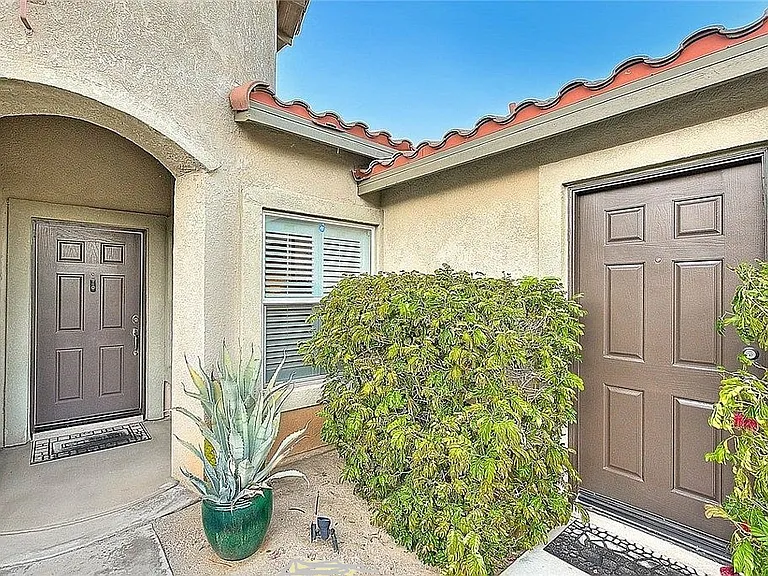 952 Mira Grande — Photo 2