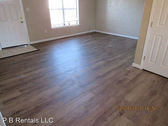 2nd image of 2118 NW Lake Ave