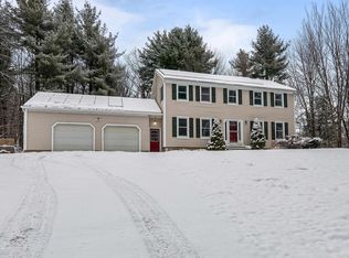 102 Highlands Dr, Williston, VT 05495