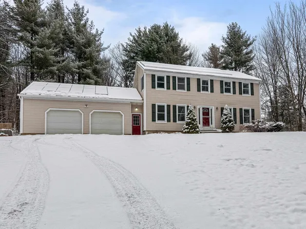102 Highlands Drive, Williston, VT 05495