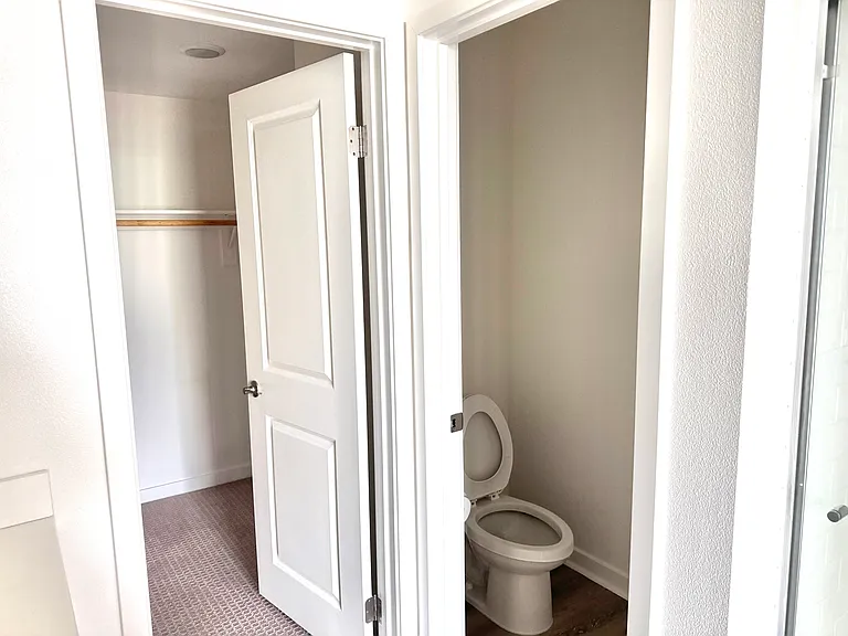 9680 Aire Pl — Photo 32