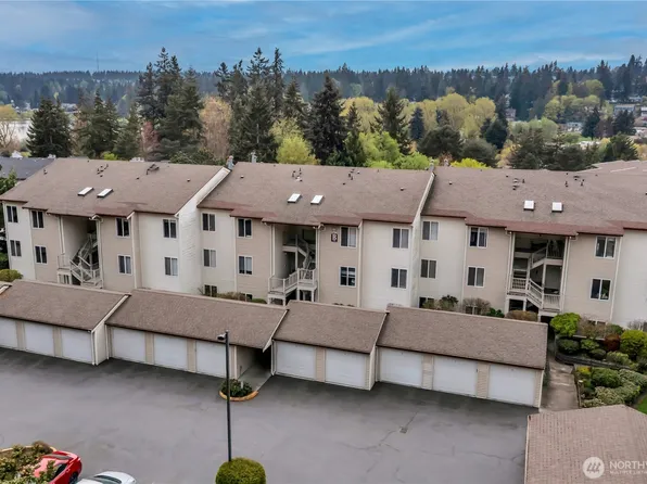 23009 Lakeview Drive #B103, Mountlake Terrace, WA 98043