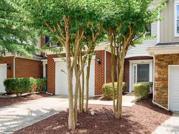 525 Perrault Dr, Morrisville, NC 27560