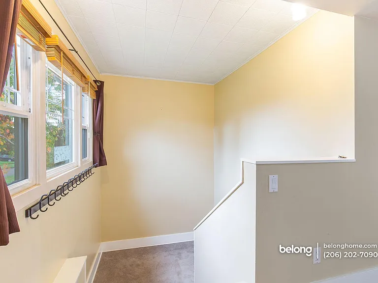 6350 37th Ave SW — Photo 8
