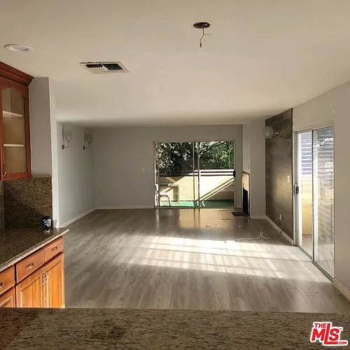 1200 S Shenandoah St #202 Photo 1 1200 S Shenandoah St #202 Photo 1