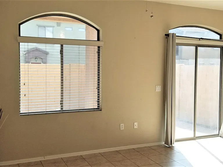 2150 E Bell Rd #1052 — Photo 14