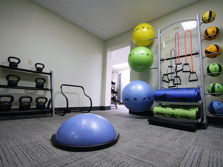 24/7 fitness center