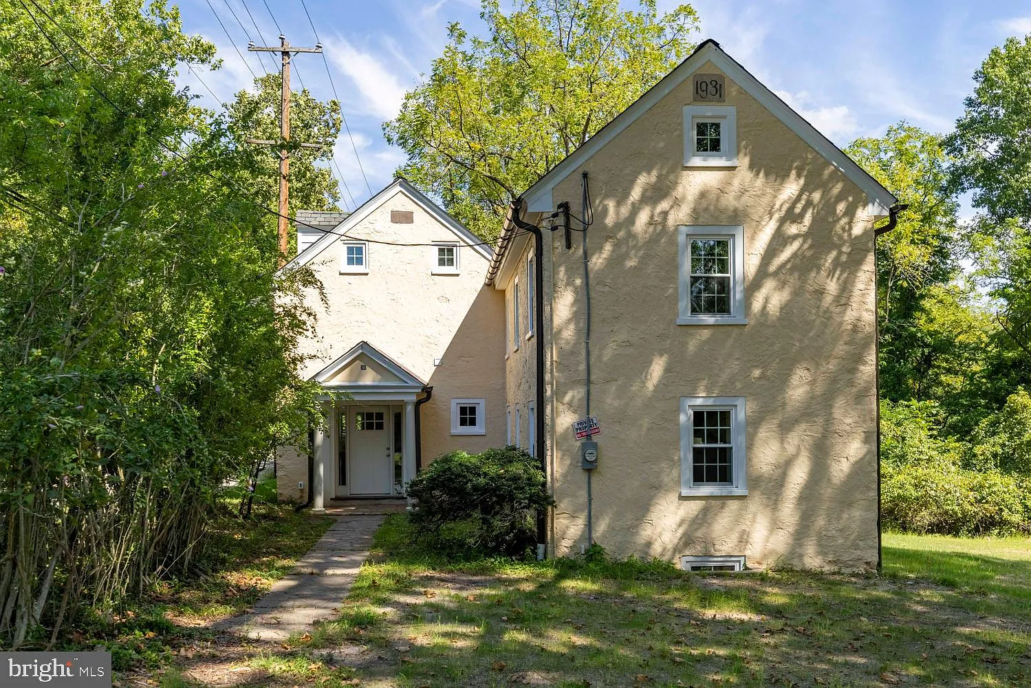 4 bed, 2.5 bath, 1984 sqft, $4,500 — Photo 1