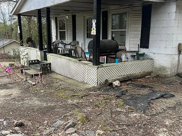 107 Ripley St, Johnston, SC 29832