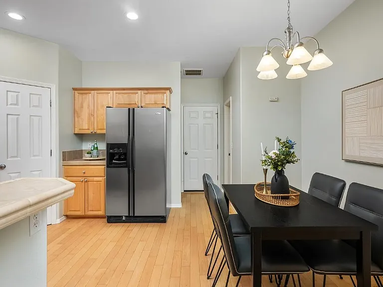 2283 NW Oak Knoll Pl — Photo 17