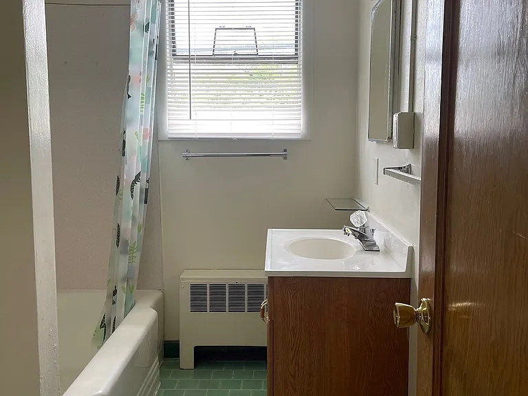 1x1 Bathroom