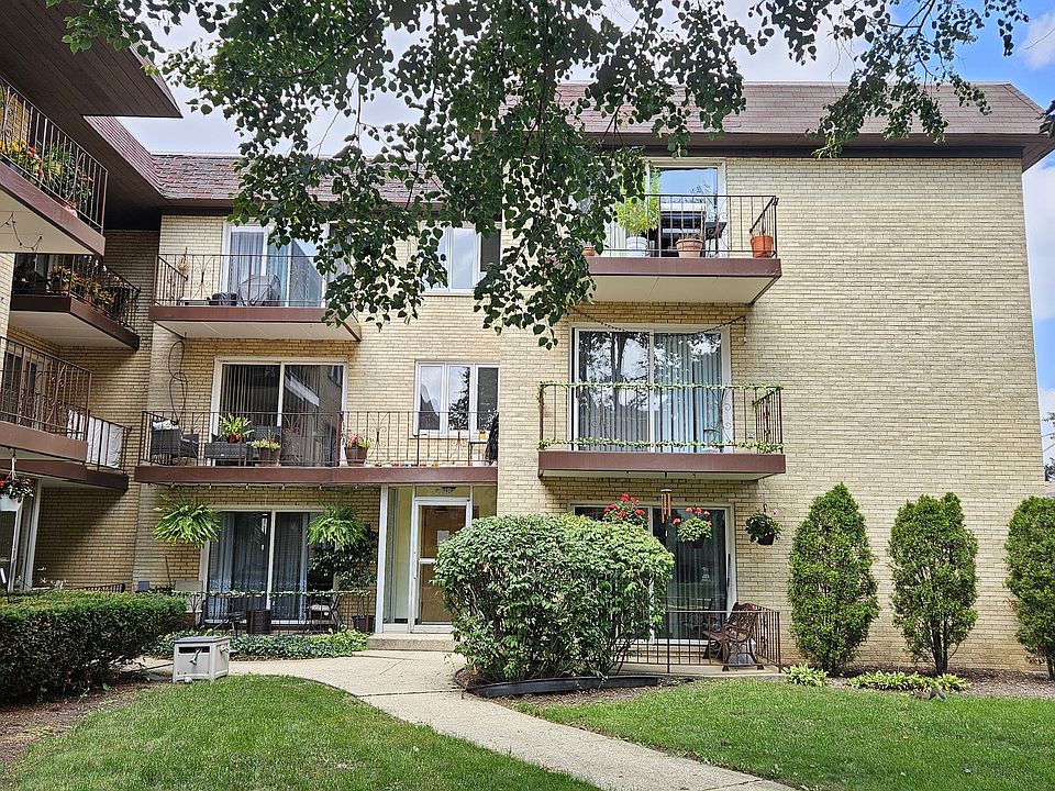 1st image of 5218 N Delphia Ave Unit 309