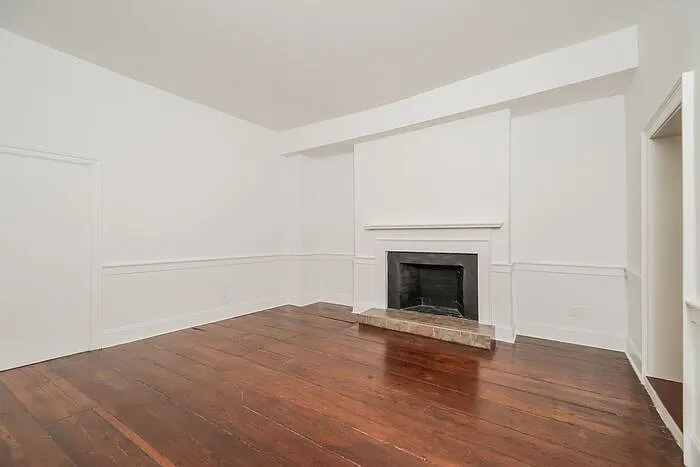 367 King St #A — Photo 2