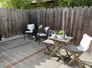 1661 Alma St, Palo Alto, CA 94301