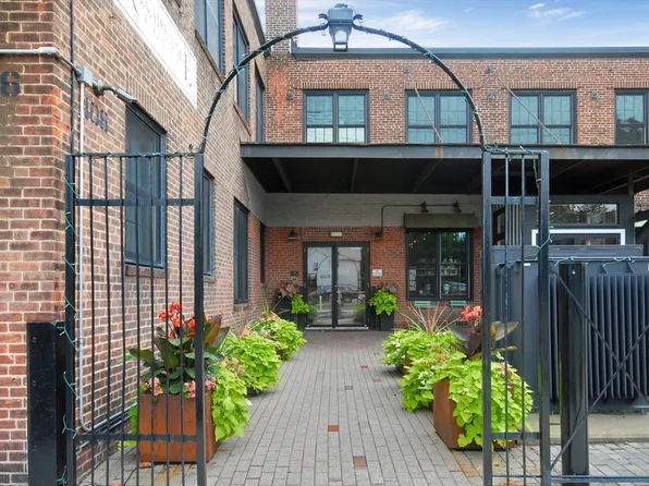 406 Lincoln St Unit 104, Marlborough, MA 01752