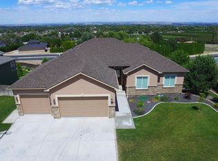 1606 W 51st Ave, Kennewick, WA 99337