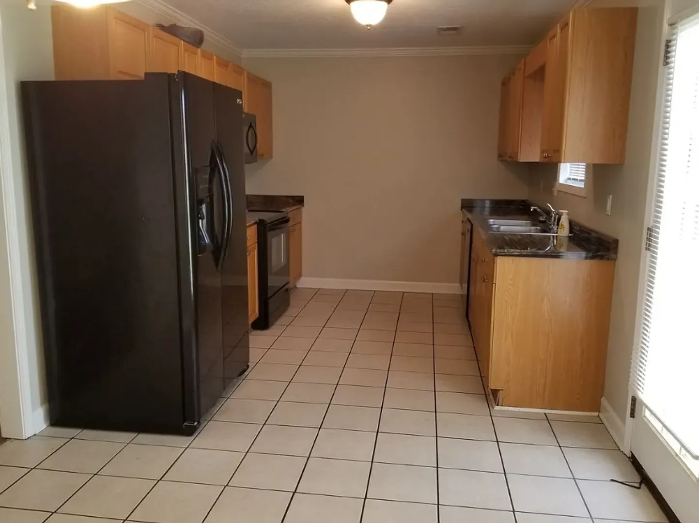 Welcome to your next home! 4 Bed 2 Bath — Photo 3
