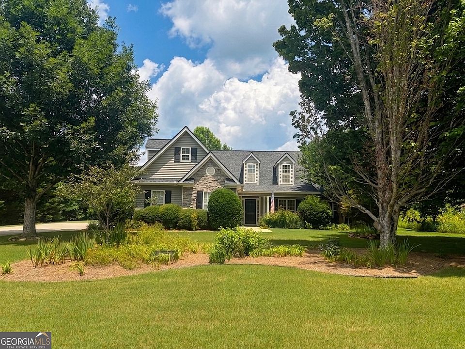 1st image of 247 Meadows Dr