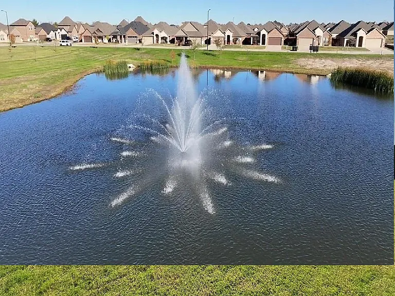 806 Greyson Ln — Photo 22