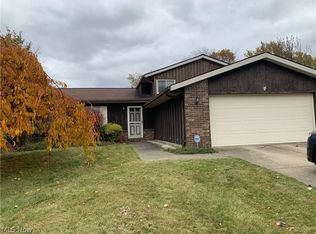 17869 Walnut Dr, Strongsville, OH 44149