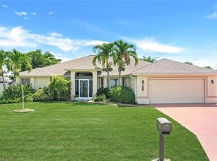 207 Plainfield St, Lehigh Acres, FL 33936