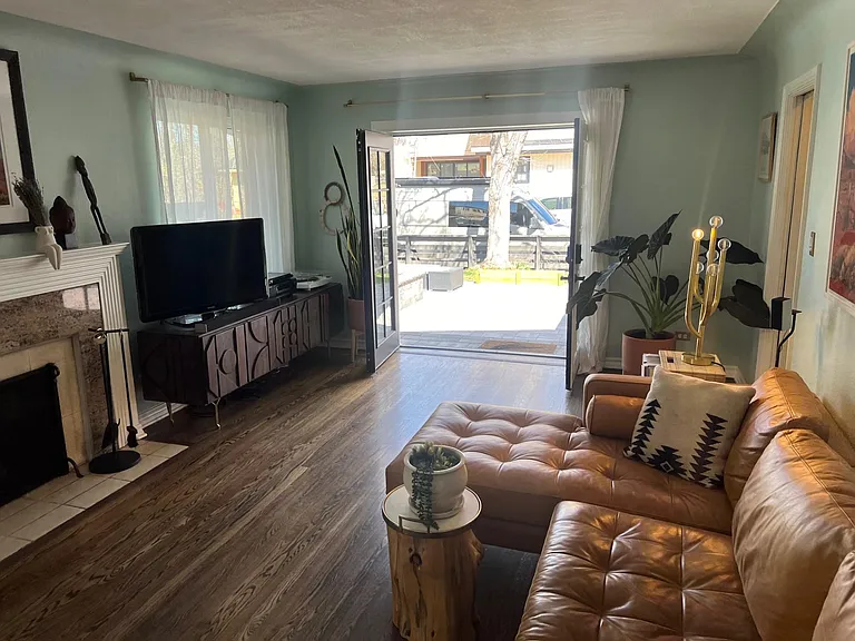 2495 N Raleigh St — Photo 1