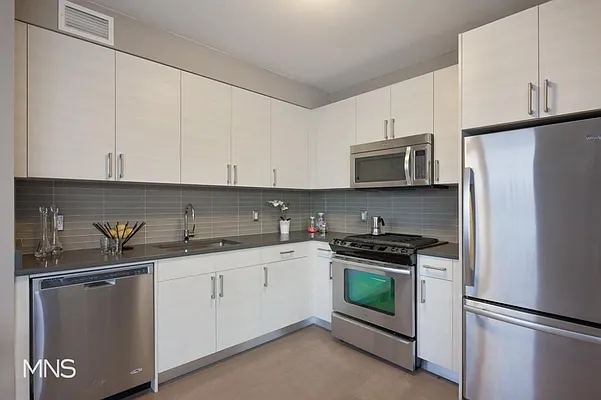 Rented by MNS Marketing | media 5