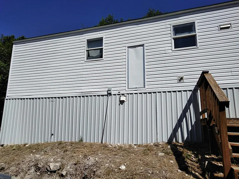 385 Duck Mt — Photo 4