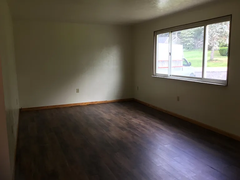 122 Reserve Rd — Photo 4