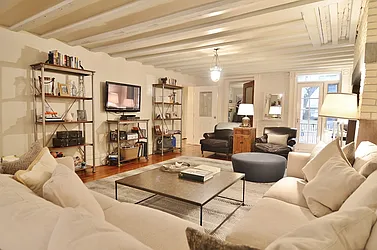 Rented by Park Property Advisors