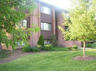 951 Canyon View Rd UNIT 951-101, Sagamore Hills, OH 44067