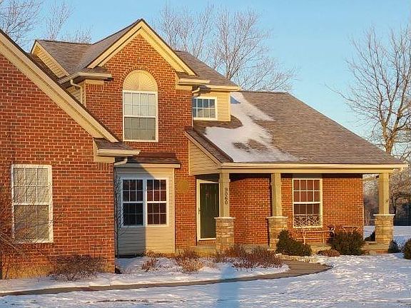 4th image of 9060 Red Oak Cir