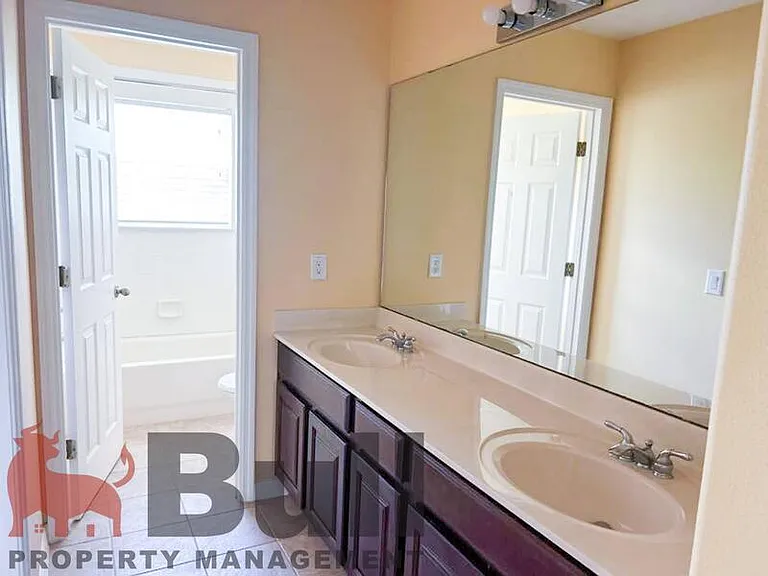 14912 Faberge Dr — Photo 15