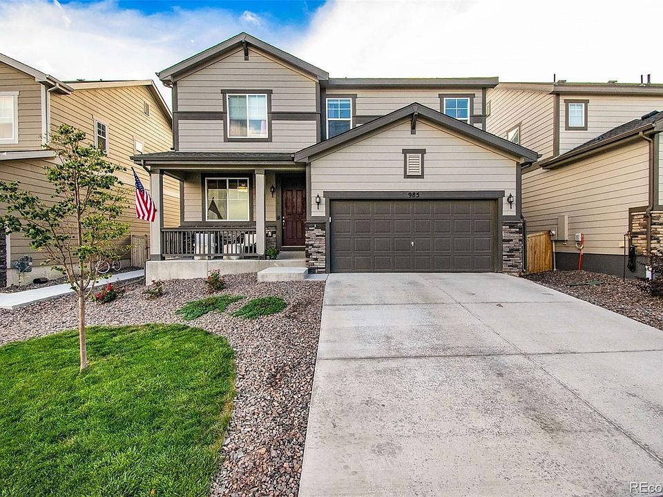 1st image of 985 White Leaf Cir